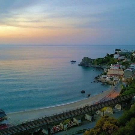 Hotel Club Cala Longa Montauro Экстерьер фото