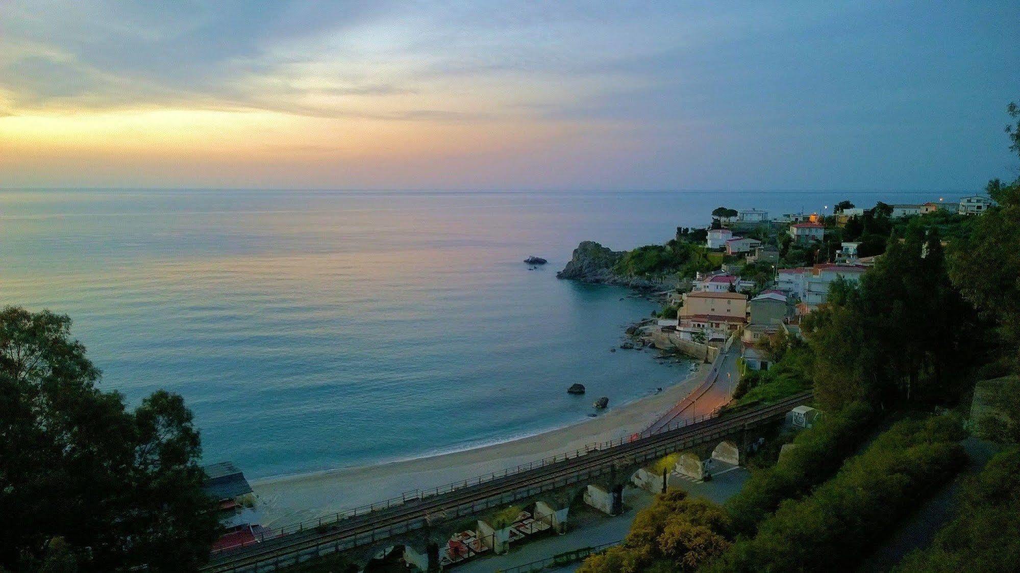 Hotel Club Cala Longa Montauro Экстерьер фото